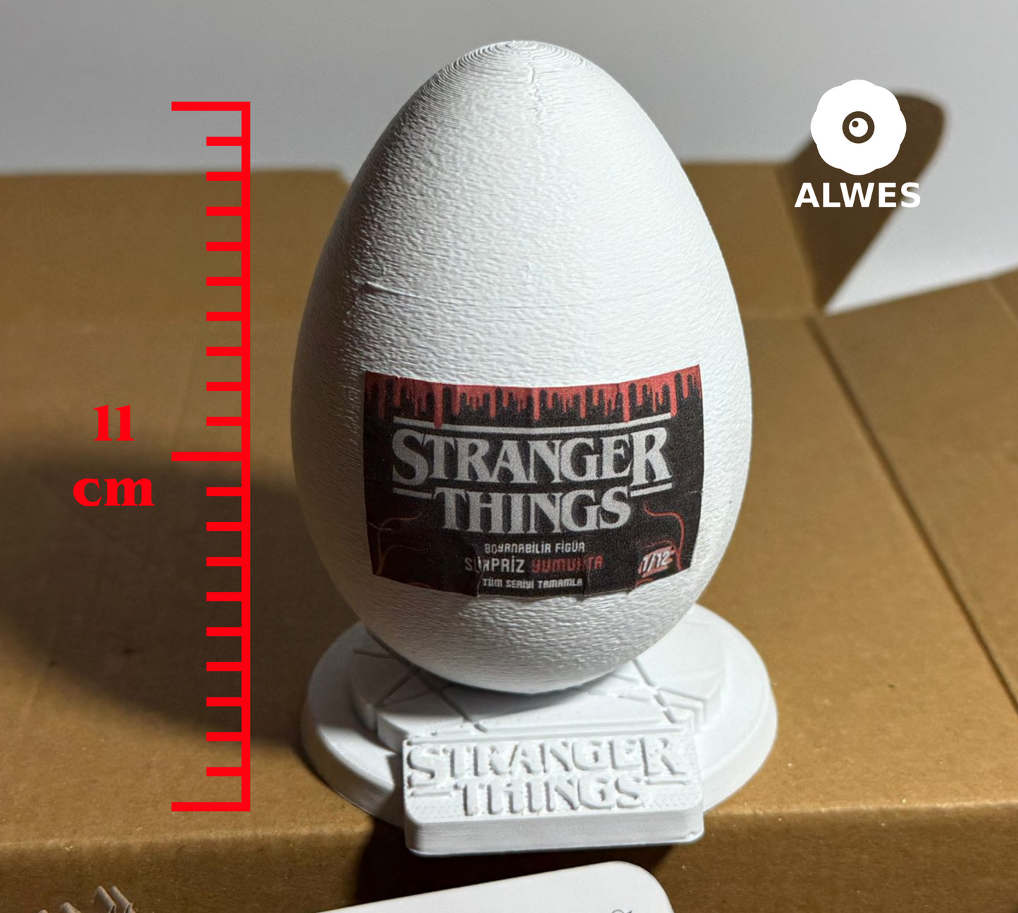 Stranger Things Sürpriz Kırılabilir Yumurta: DIY Figür Boyama Seti (12 Farklı Karakter)